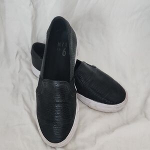 Mix No. 6 Textured Black Loafers for Men